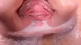 powerful squirting cums with snatch juices