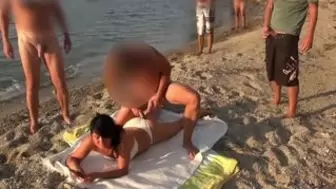 Free fuck on the hotel beach! My butt hole is for everyone! Anyone can spunk inside