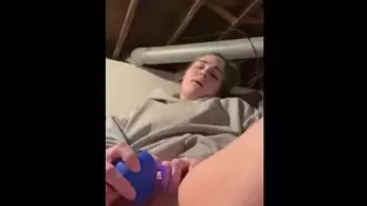 I can’t stop orgasm, watch how wet my wide twat gets