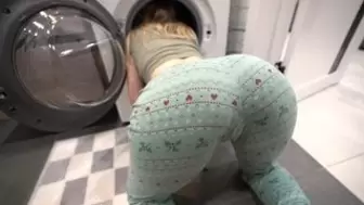 step bro rammed step sister while she is inside of washing machine - cream-pie