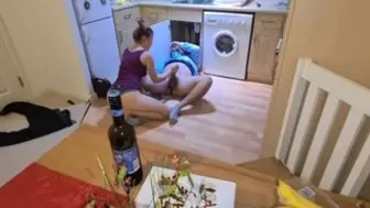 The luckiest amatuer plumber filmed with a online cam.