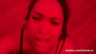 Caught Room Mate doing Red Light challenge and She let me Fuck - Fat Filipina Bubble Booty
