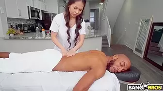 Evie Ling Performs Special Massage P1