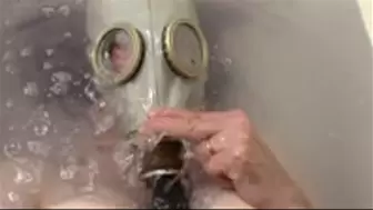 Gas Mask Breath Play in the Bath