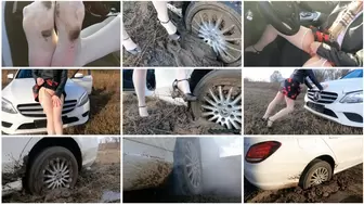 Hard stuck in deep mud and masturbation with strong orgasm while it_HD