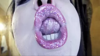 Holographic kisses and mouth check with me