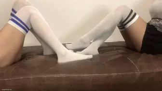 SEXY LONG SOCKS AND HOT LEGS TEASE - MP4 Mobile Version