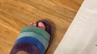 Pretty Feet Squishing Raspberries