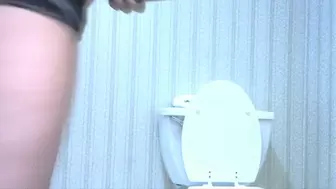 The double flusher-loudest farts and biggest diarrhea dumps ever!