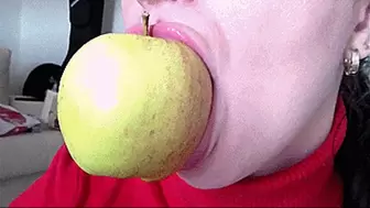 lips clasp a big apple