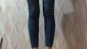 Gabi pisses her sexy tight jeans and socks