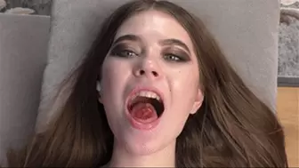 Pleasant girl makes chewing gif for her boyfriend, fc207x 1080p