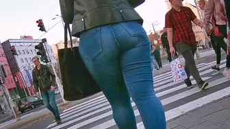 insanely bouncing jeans (wmv)