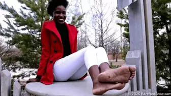 Exclusive series Black on white: Ebony beauty Qween walks barefoot on frozen ground, ice, snow and shows her dirty soles (Part 6 of 6)