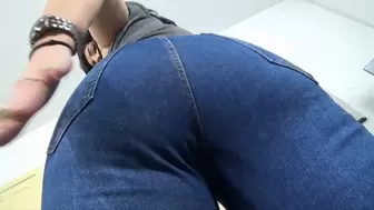SEXY GOTHIC GIRL WITH BIG BUTT FARTING IN JEANS PANTS PART 2 BY KETLYN RAVENA (CAMERA BY RENAN) FULL HD
