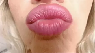 Pink Pouty Lips (HD) WMV