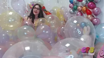Lena Gets Turned on During Clear Balloon Non-Pop Frolic HD (1920x1080)