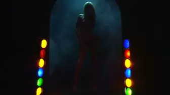 Stunning blonde exotic dance with sex-machine during her private perfomance