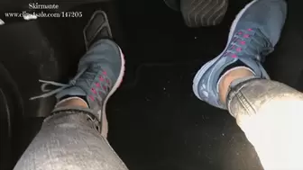 A ride from gym in my stinky gym shoes (Mp4)