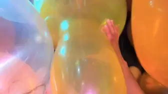 POV B2P 17" Crystal Yellow Tuftex in Room Full Of Balloons