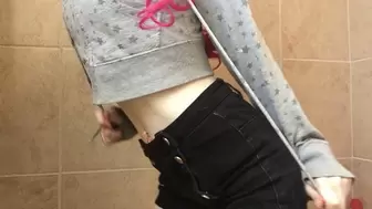 Teen Pee Peeing Piss Shorts Wetting