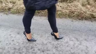 muddy walk with lorenzi high heels HD wmv 1920x1080