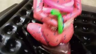 Alla hotly fucks a balloon and she wears a bondage of balloons in a pink latex suit!!!
