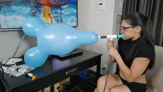 Jade Indica Blows a Mouse Figurine Balloon (MP4 - 1080p)
