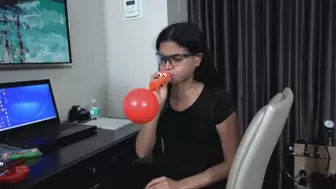 Yesenia Tests a New Balloon Inflation Aid (MP4 - 1080p)