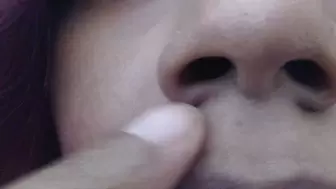 Fingering Nose and Nose Flare