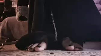 4k Under Giantess Lolas Sexy Soles and Toes hiding and poking out of furry Robe Extreme close ups Toe Pointing Toe wiggles and Toe knuckle cracking