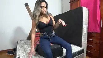 SEXY GIRL FIRST TIME FACE SITTING HUMILIATION PART 2 BY NATALLY MELLO AND DANIEL SANTIAGO (CAM BY RENATO) FULL HD