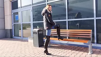 nujei Kristina with black leather boots (mp4 HD)
