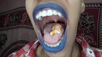 Open mouth gummy swallowing