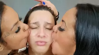 DOUBLE TONGUE SHOWER ON YOUR PRETTY FACE -- BY ADRIANA FULLER & EVELYN BUARQUE - CLIP 4 IN FULL HD