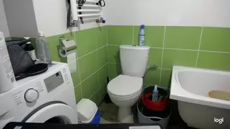 Toilet things during 2 minutes with sound mp4