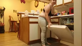 Buttcrack Reveal Unloading Dishes