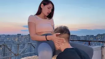 Outdoor Leggings Pussy Worship Femdom on Rooftop (MP4 HD 1080p)