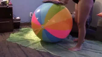 Grinding on Pillow and Giant Pastel Rainbow Beach Ball - 2018-MVI_0236