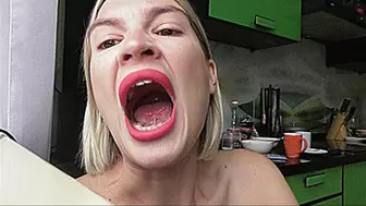 STRONG YAWNING OF THE BLONDE AT THE WINDOW!MP4
