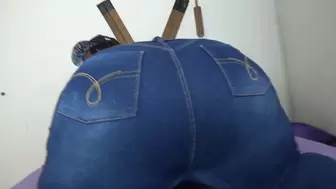 GIANT AND AMAZING EBONY BBW FARTING WET ON JEANS PANTS PART 2 BY THAMMY BBW (CAM BY RENAN) FULL HD