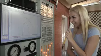 Sophia Tests Her Lung Capacity and Blowing Pressure (MP4 - 1080p)
