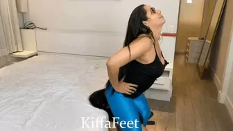 Goddess Kiffa and Mandy - Facesitting on mandy - FACESITTING - ASS SMOTHER - ASS SMELL - ASS WORSHIP - FOOT WORSHIP - (FOR MOBILE DEVICES)