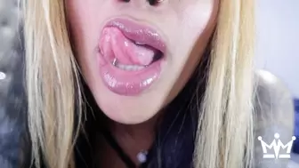 Bratty Lips Demand You Send