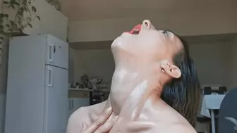 oiled neck seduction-wmv