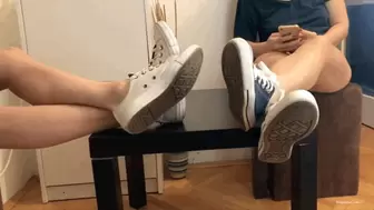 SMELLY CONVERSE IGNORE AND SHOE SWAP (LONG) - MP4 Mobile Version