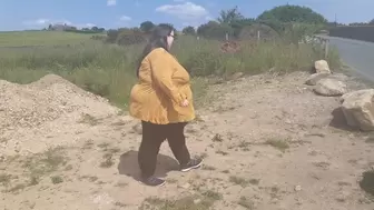 SSBBW MOVING FAT ASS AND BODY