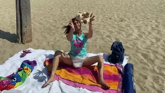 Ninapantie-Changing My Soaked Diaper At The Beach