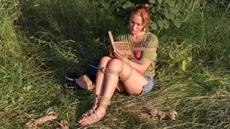 Sofi_ Bondage reading in the park_ Part 2
