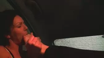 A kiss in the car (HD)